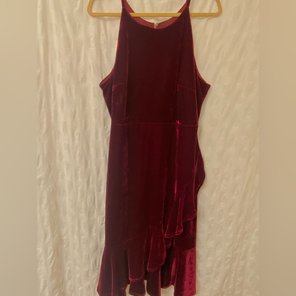Size 1X red velvet long dress. And Fancy was my name! - Picture 1 of 10